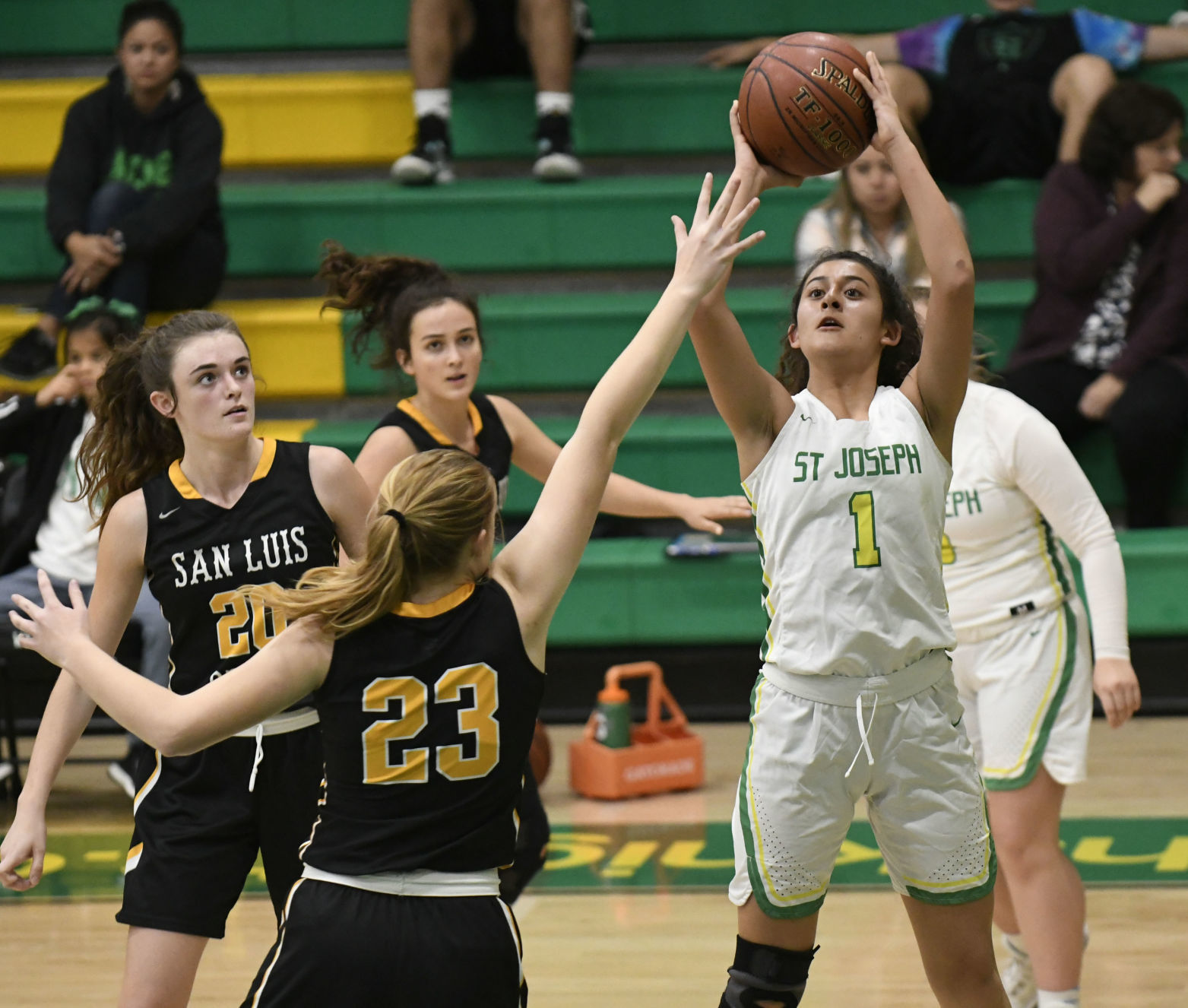 111919 SLO SJ girls bb 09.jpg